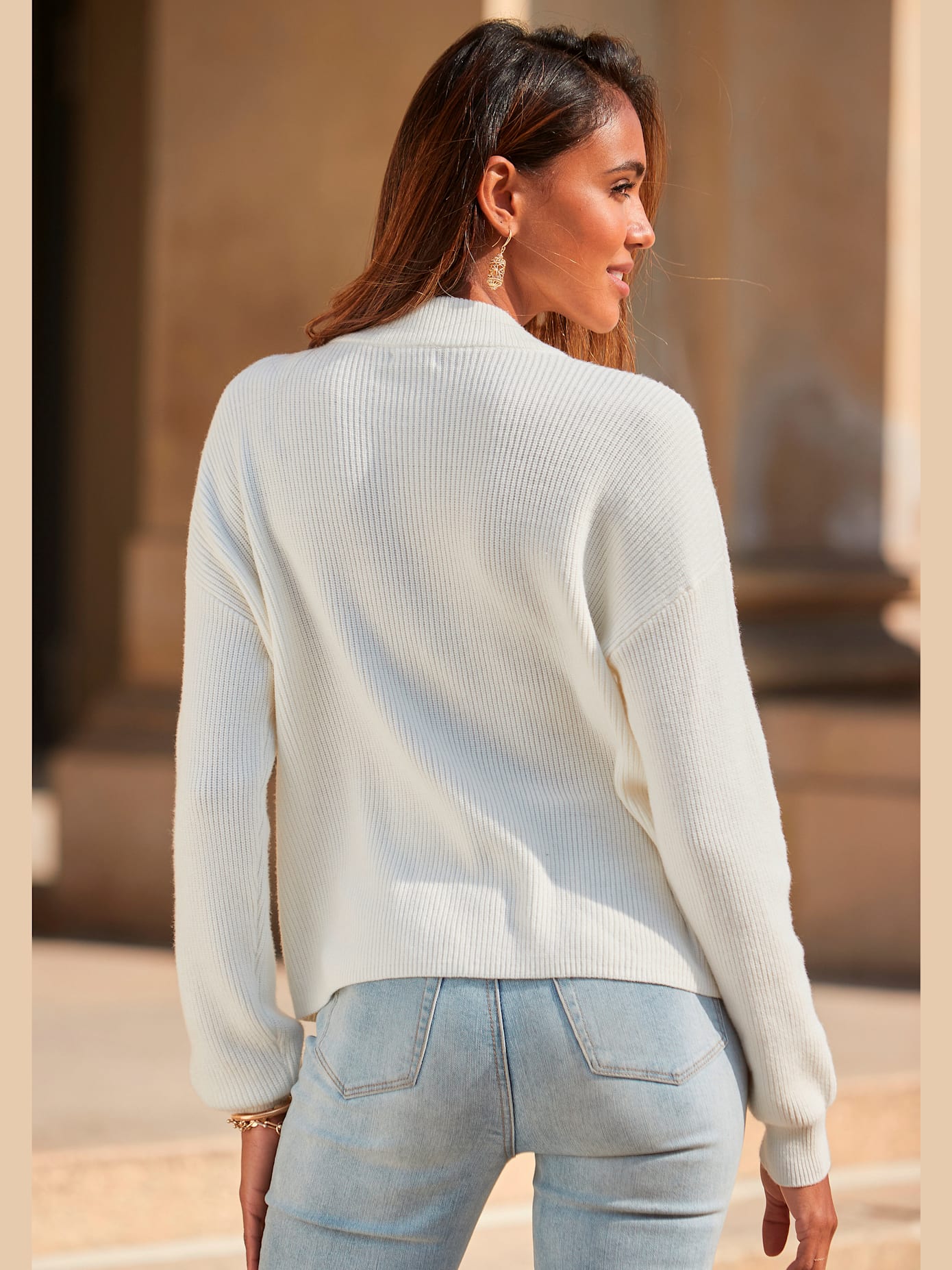 Pull en tricot encolure ronde