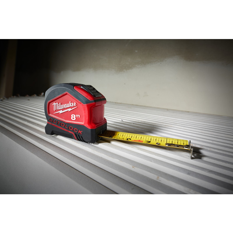 Milwaukee Autolock rolbandmaat 8m 25mm