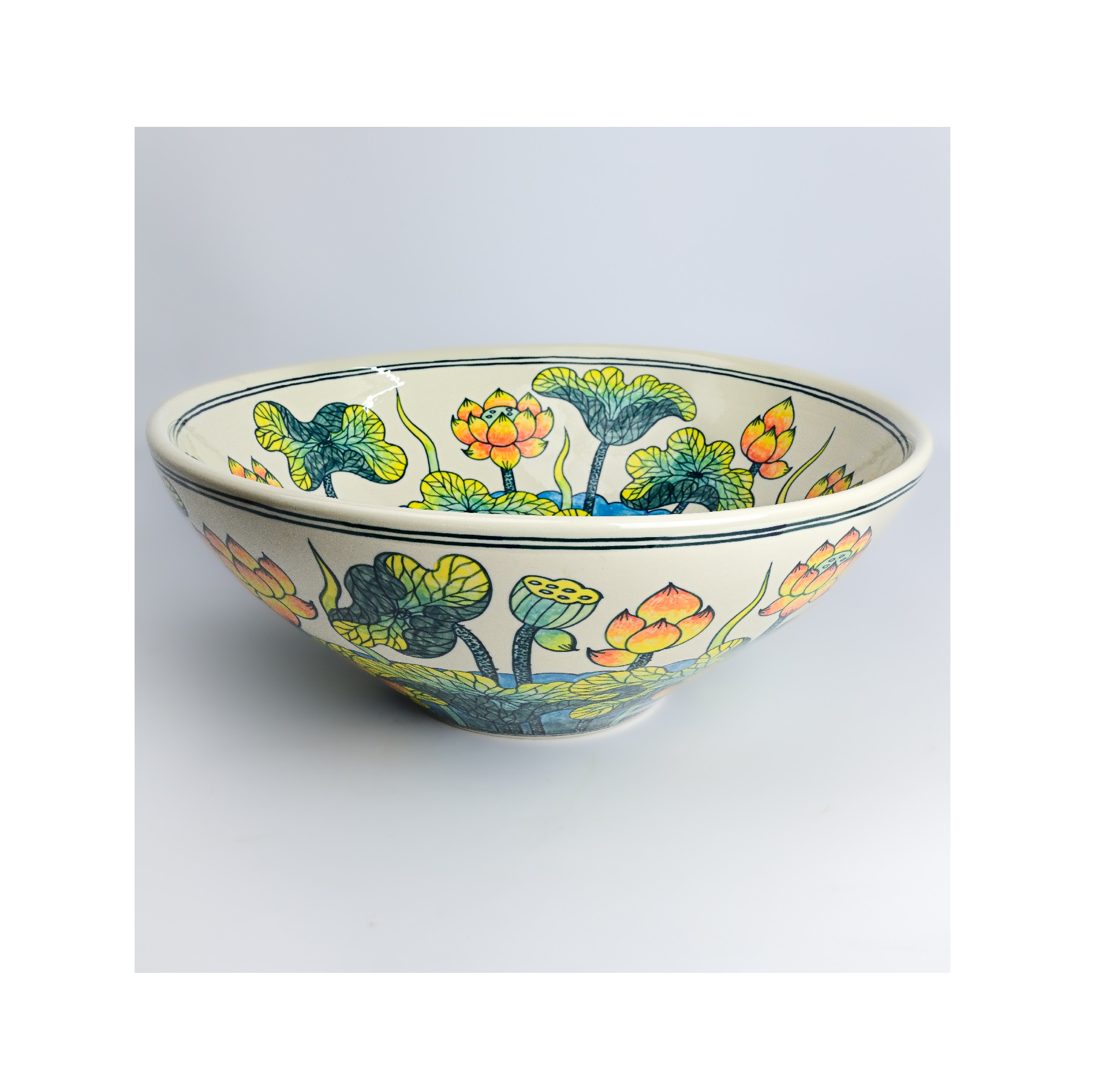 Keramik-Aufsatzwaschbecken 'Lotusblüten', Ø 41 cm, H 15 cm von fischer's lagerhaus