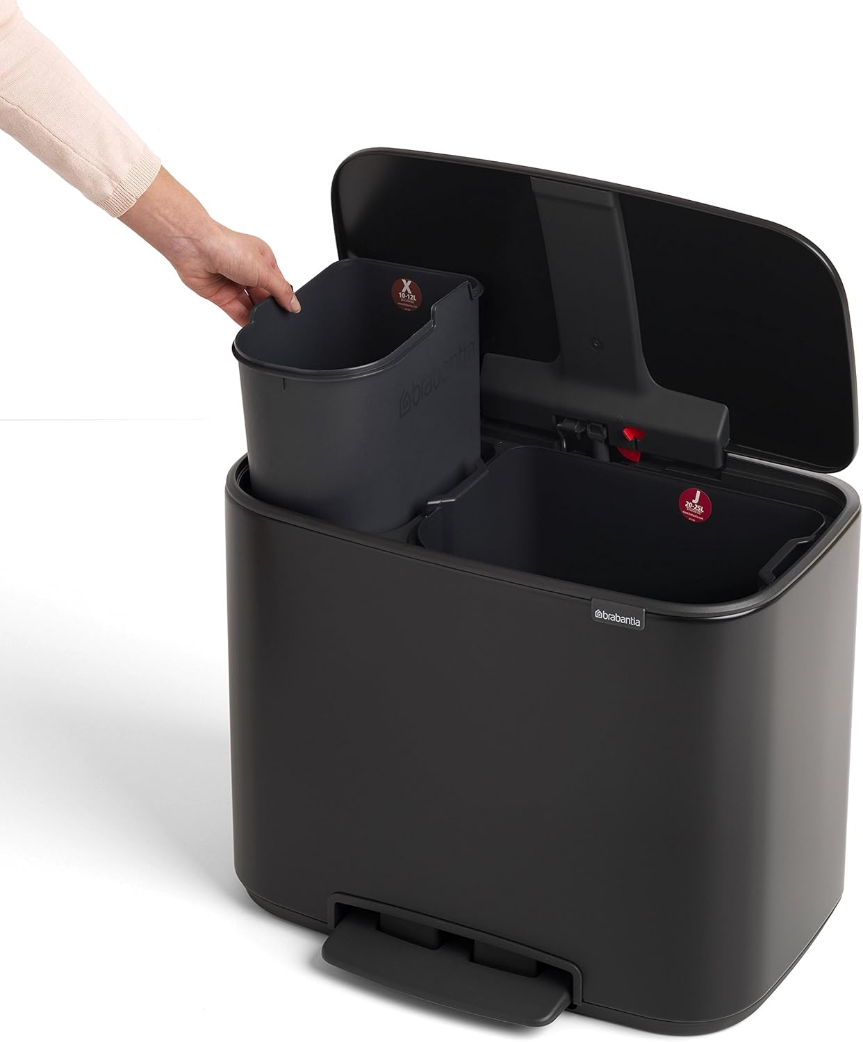 Brabantia Bo Treteimer 11 plus 23 L Abfalleimer, Metall, Matt schwarz, 54 x 36.5 x 44 cm, 1 Einheiten