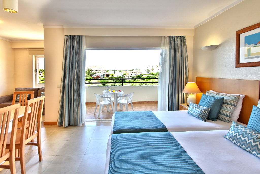 Fly & Go Interpass Vau Hotel & Apartments Logies en ontbijt - Hotel