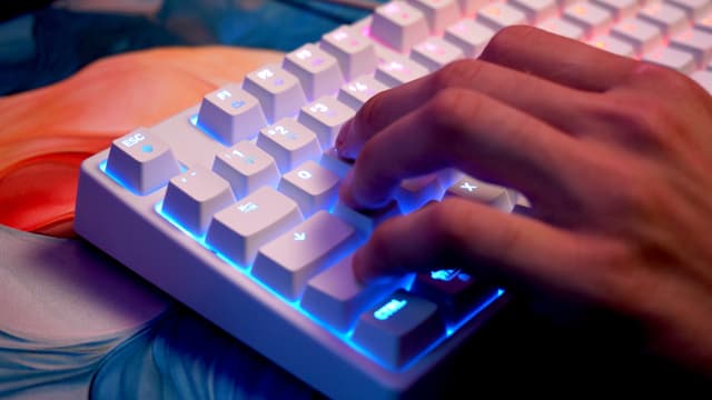 Cherry Xtrfy K4V2 gaming-tastatur