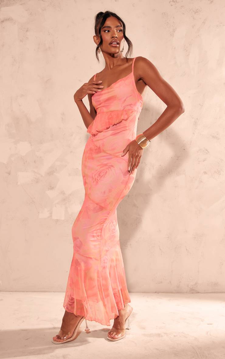 Rose Robe Longue En Mesh Imprimé Avec Volants Et Dos Drapé