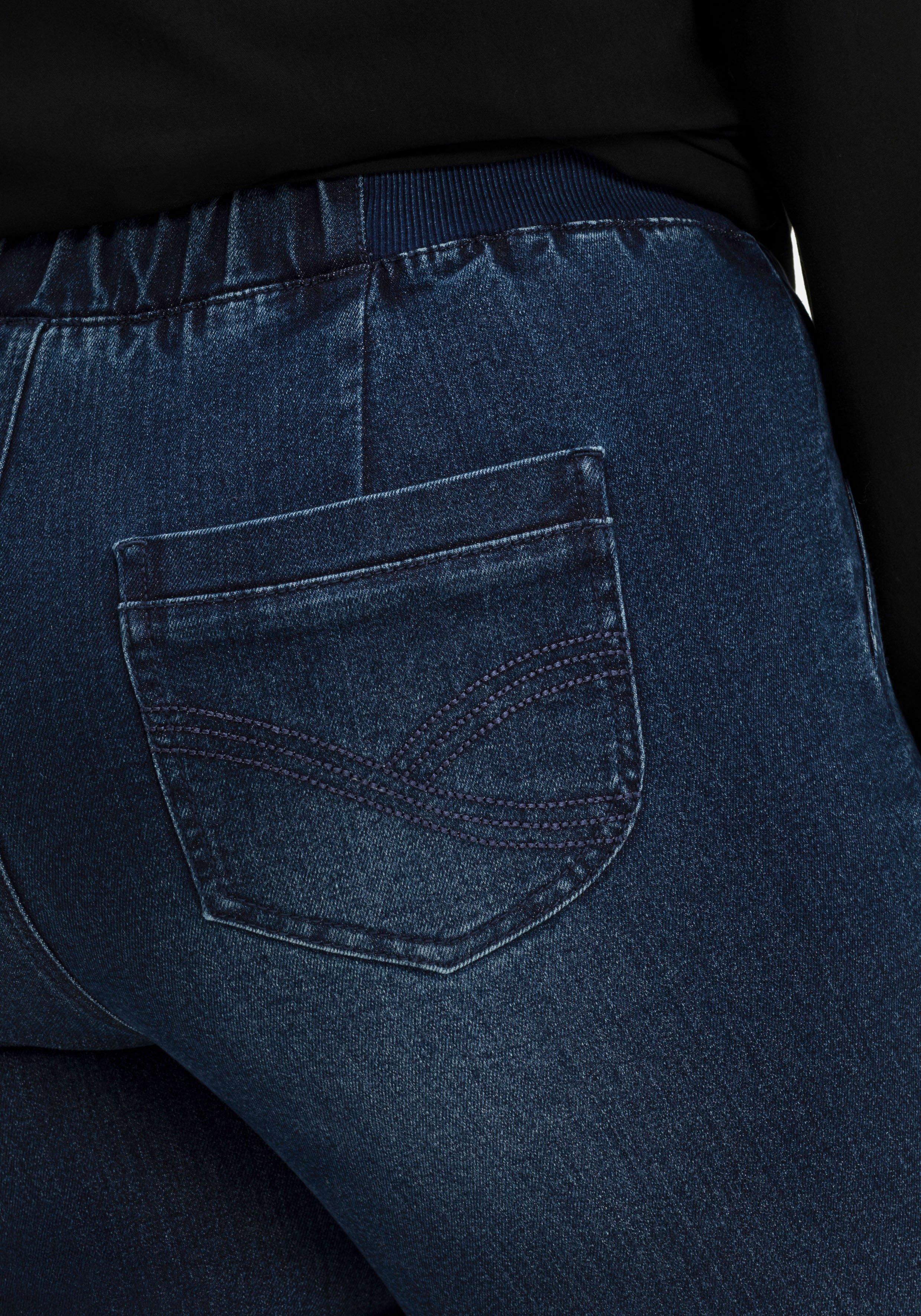 Schmale Jeans mit Gummibund und Teilungsnähten