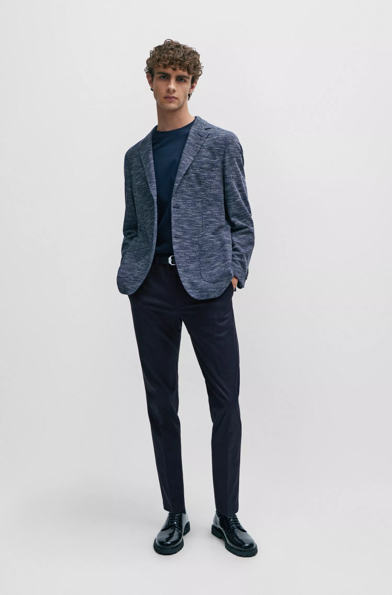 Calça BOSS Camel Slim-fit em algodão elástico com seda