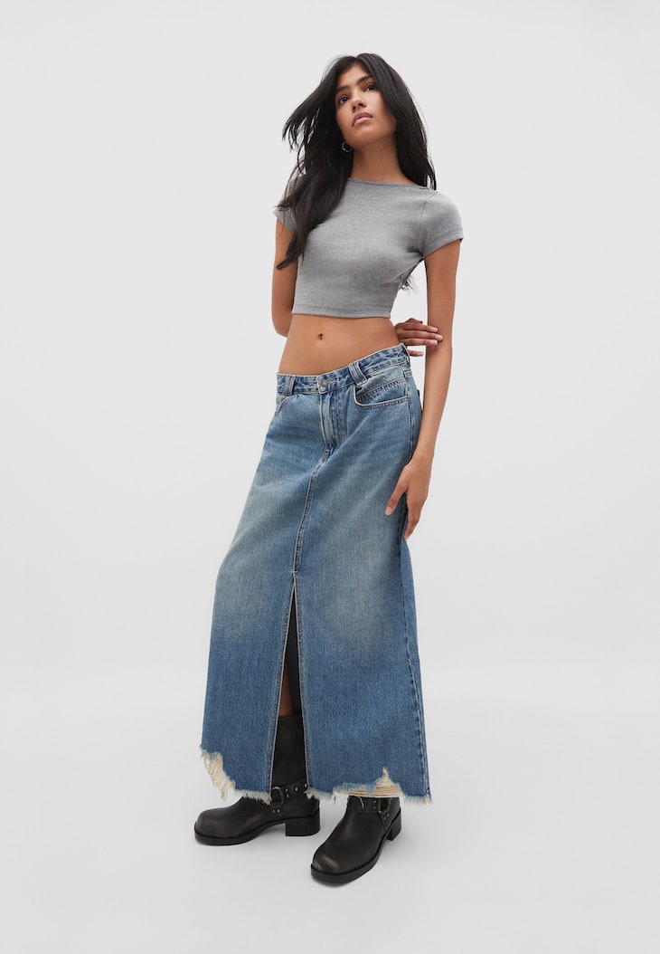 Saia jeans longa com costura frontal