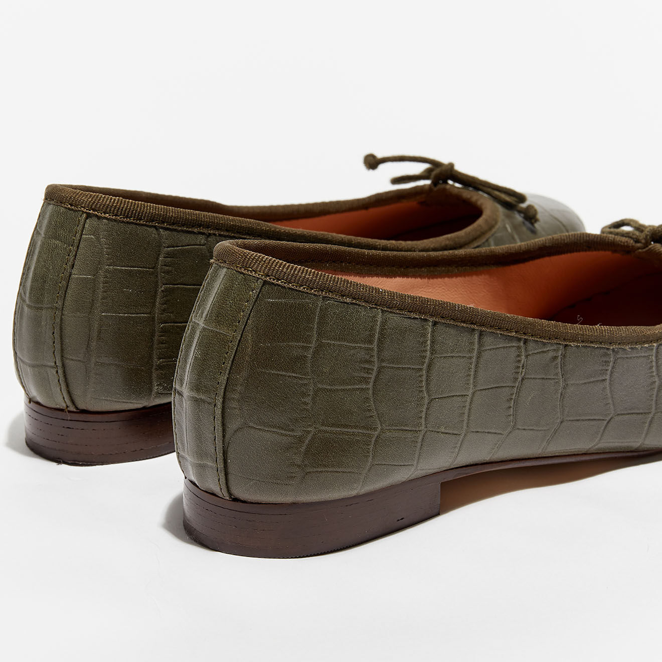 Quartier Latin Ballerines en Cuir croco Nicole kaki
