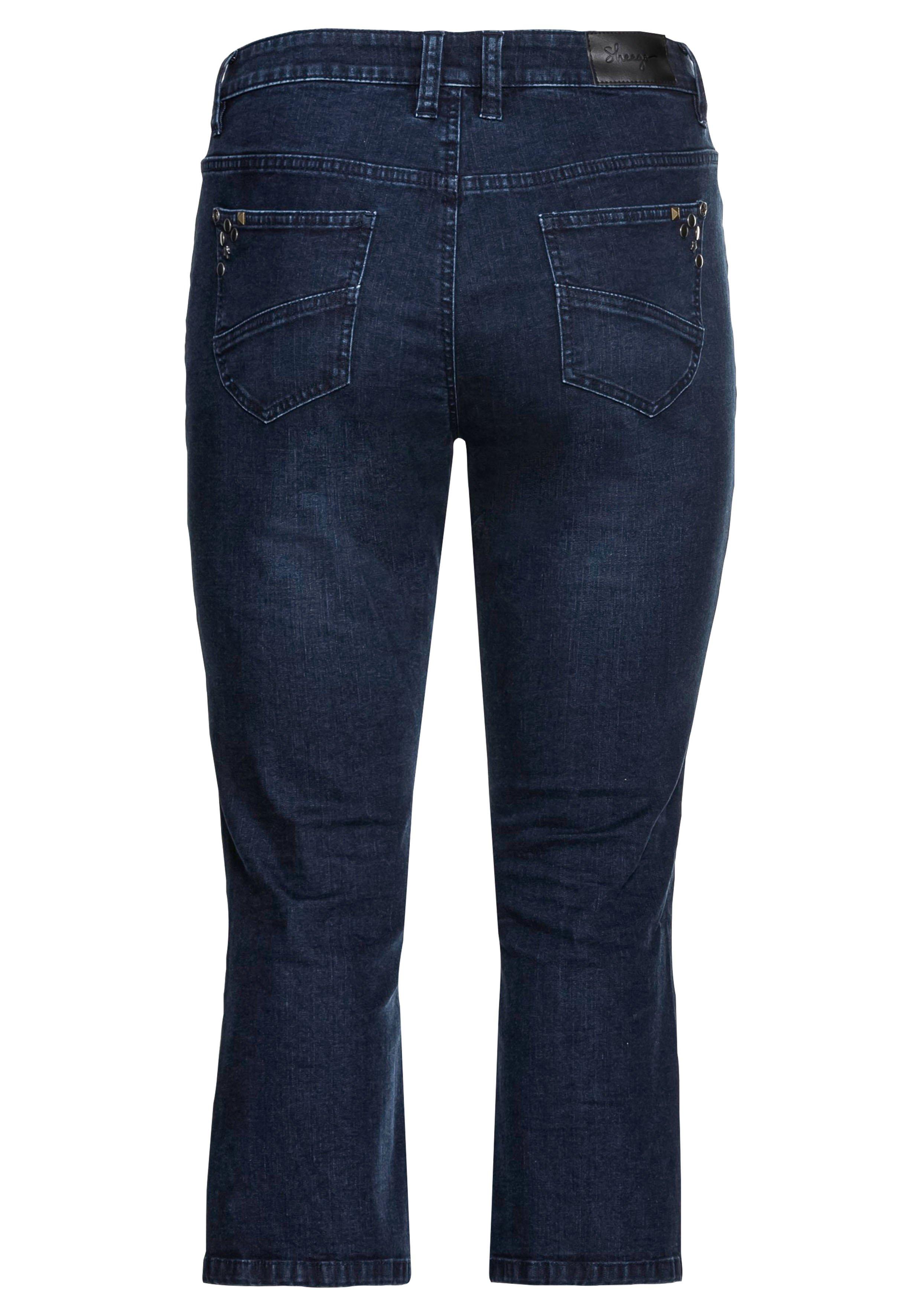 Bootcut-Jeans in 7/8-Länge mit hoch geschlitztem Saum
