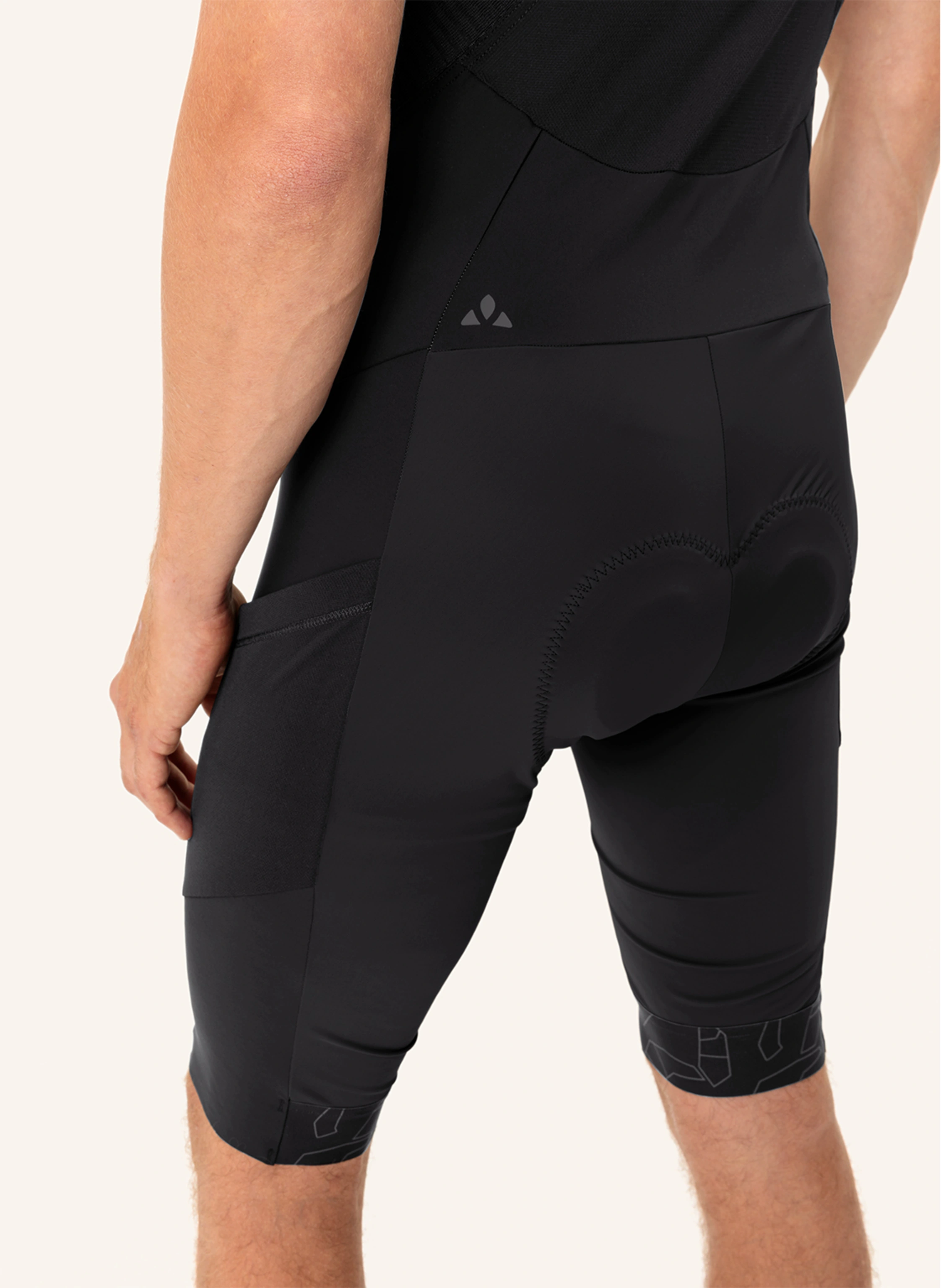 VAUDE Radhose KURO II mit Trägern und gepolstertem Einsatz