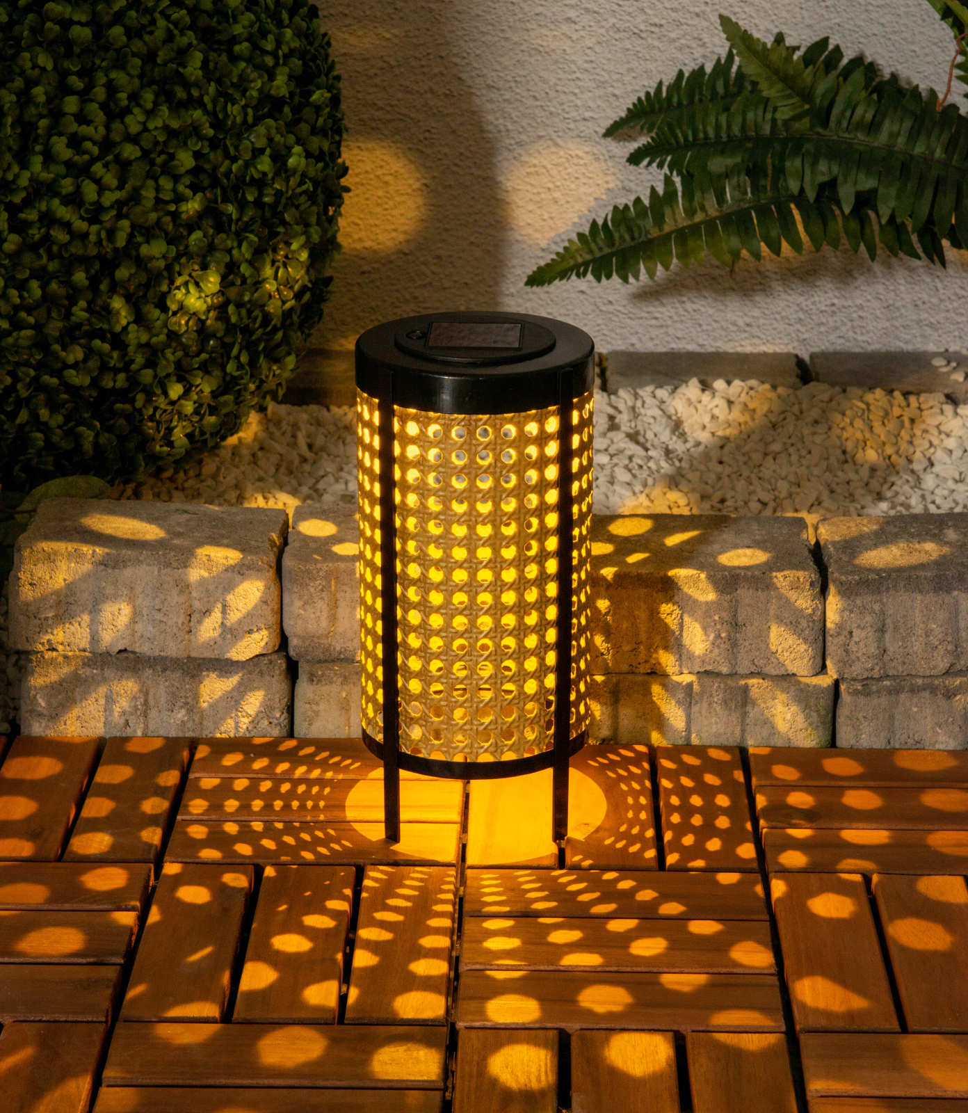 LED-Solarleuchte PATTI - schwarz-natur - 26 cm hoch