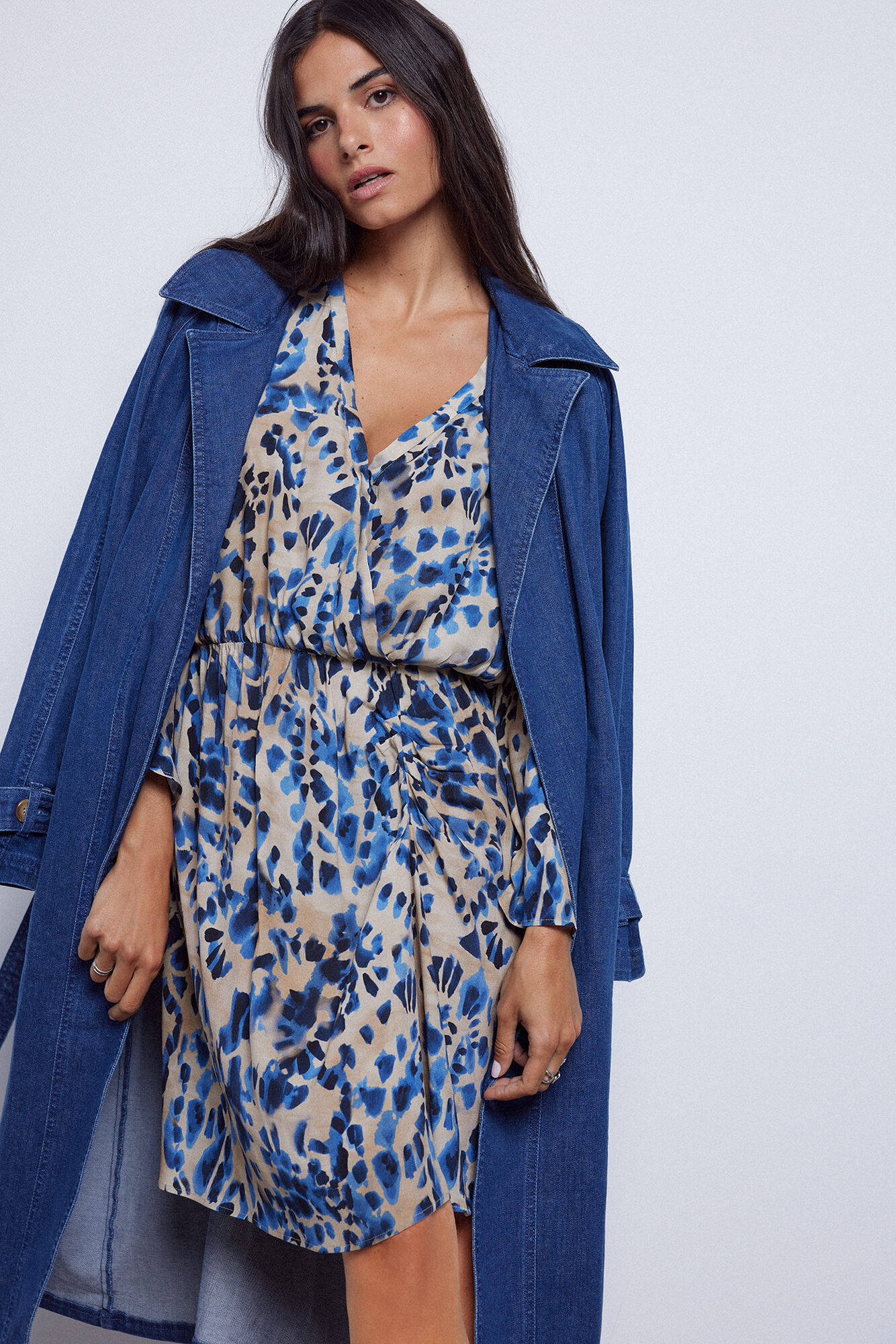 vestido curto tie-dye