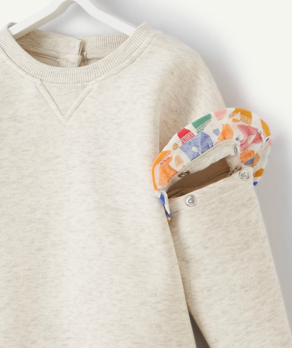 SWEAT ÉVOLUTIF FILLE GRIS EN FIBRES RECYCLÉES AVEC VOLANTS