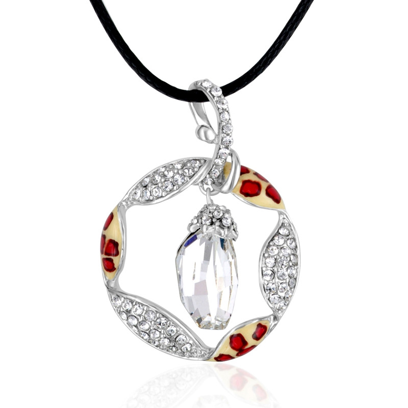 Pendentif orné de cristal de Swarovski et Plaqué Rhodium