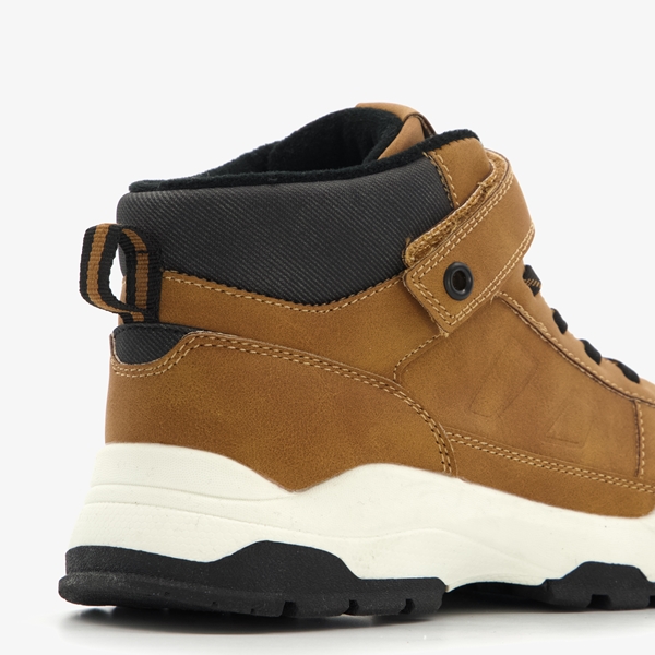 Blue Box hoge jongens sneakers bruin/zwart
