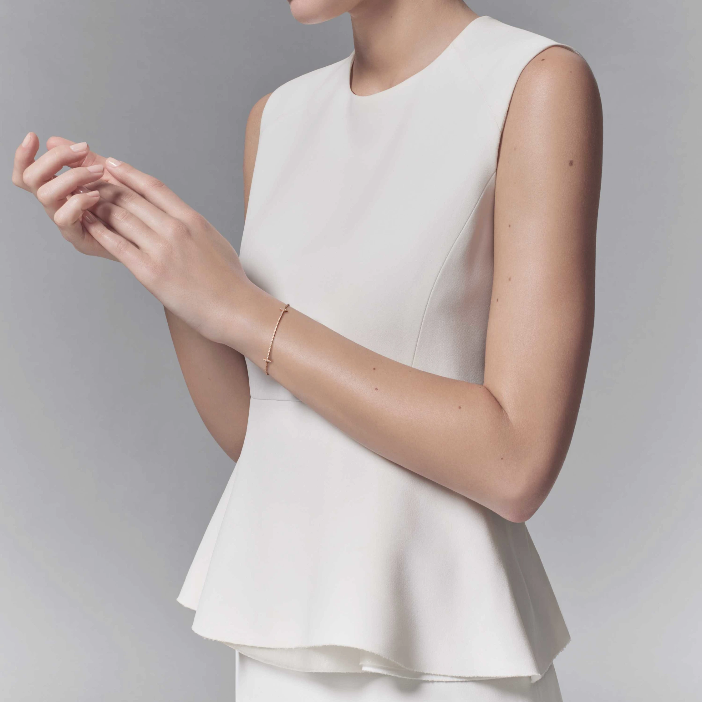 TIFFANY & Co. Tiffany T Smile ARMBAND aus 18 Karat Roségold