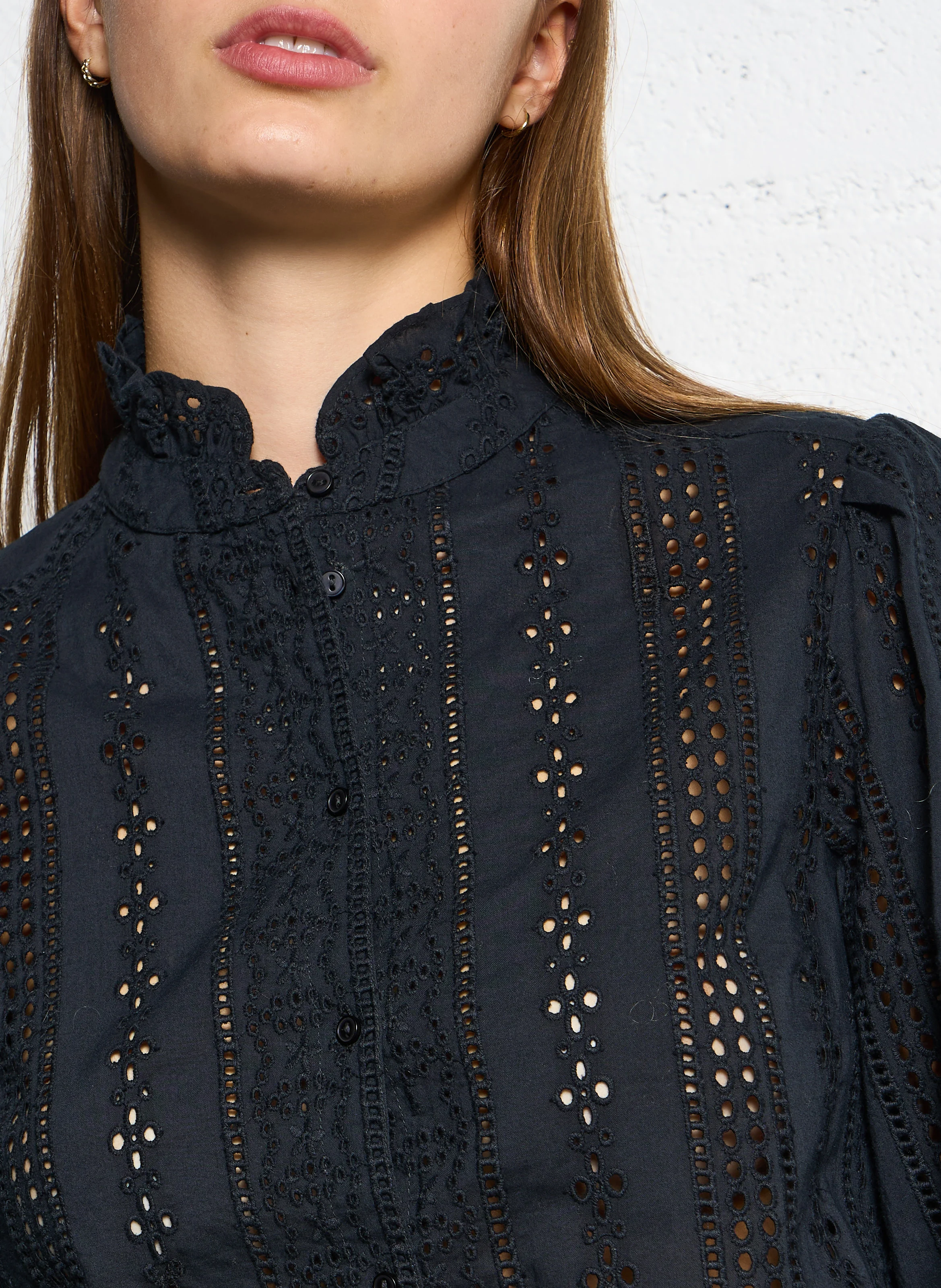 CALEMA - Blouse à broderie anglaise en coton | Noir