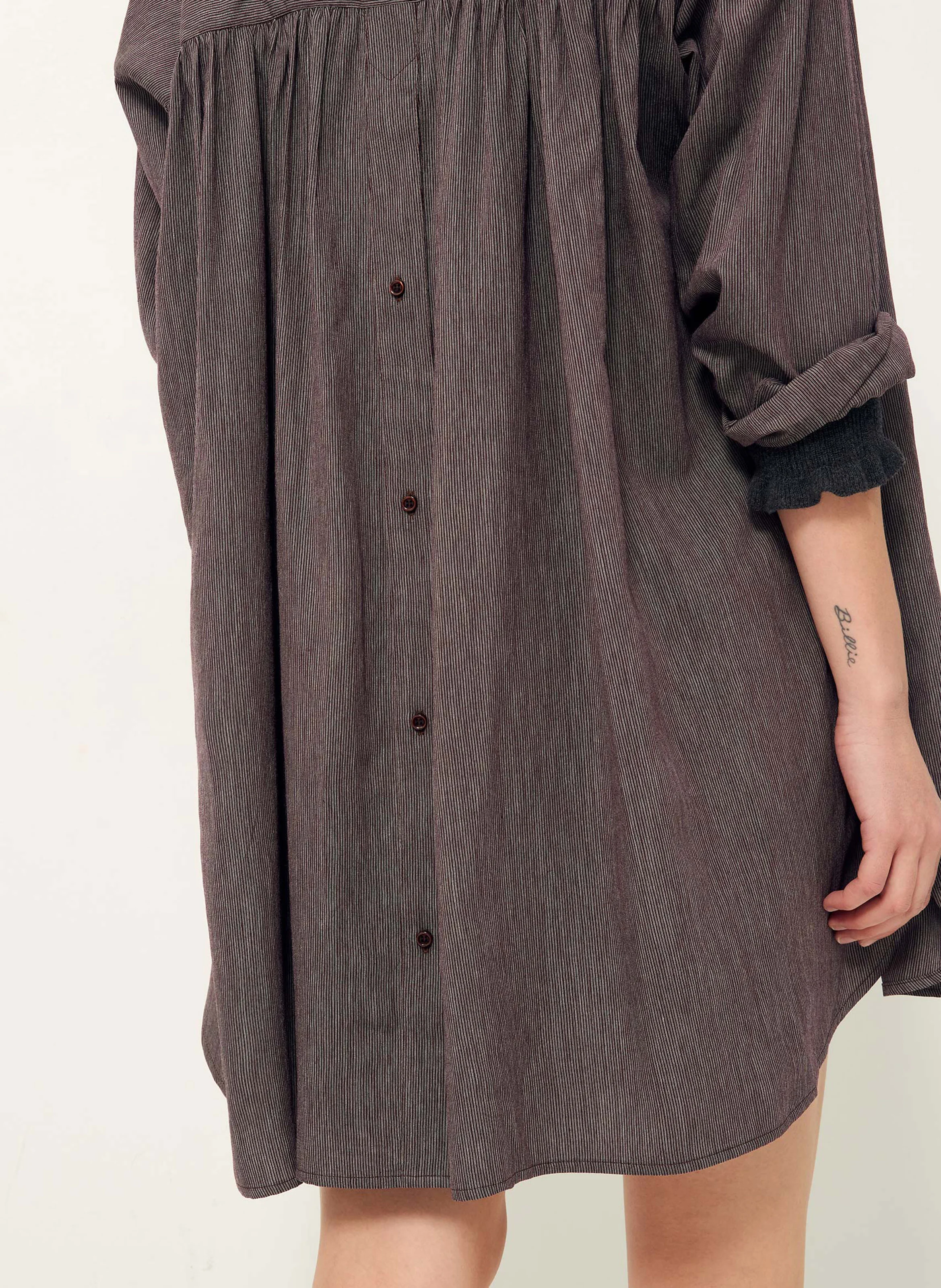 OKAYAMA - Robe chemise courte froncée rayée | Marron