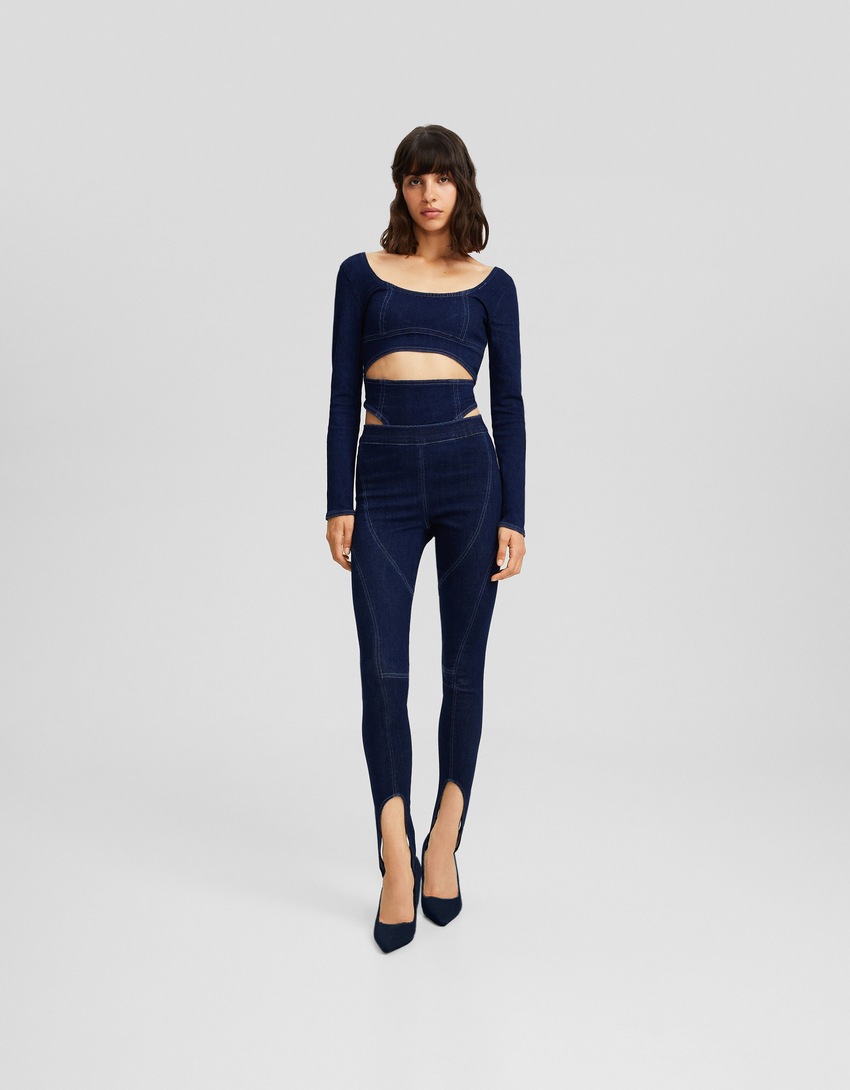 Body jeans de manga comprida e modelagem justa com detalhe vazado