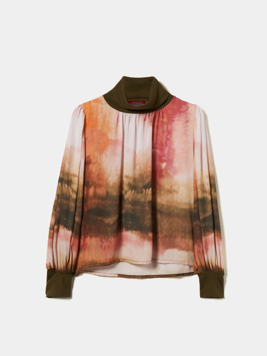 Blusa fluida gola alta