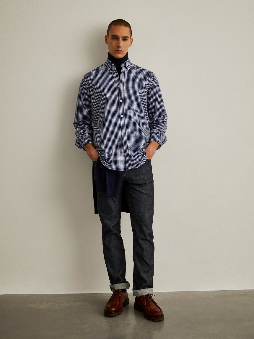Camisa regular fit com padrão de xadrez