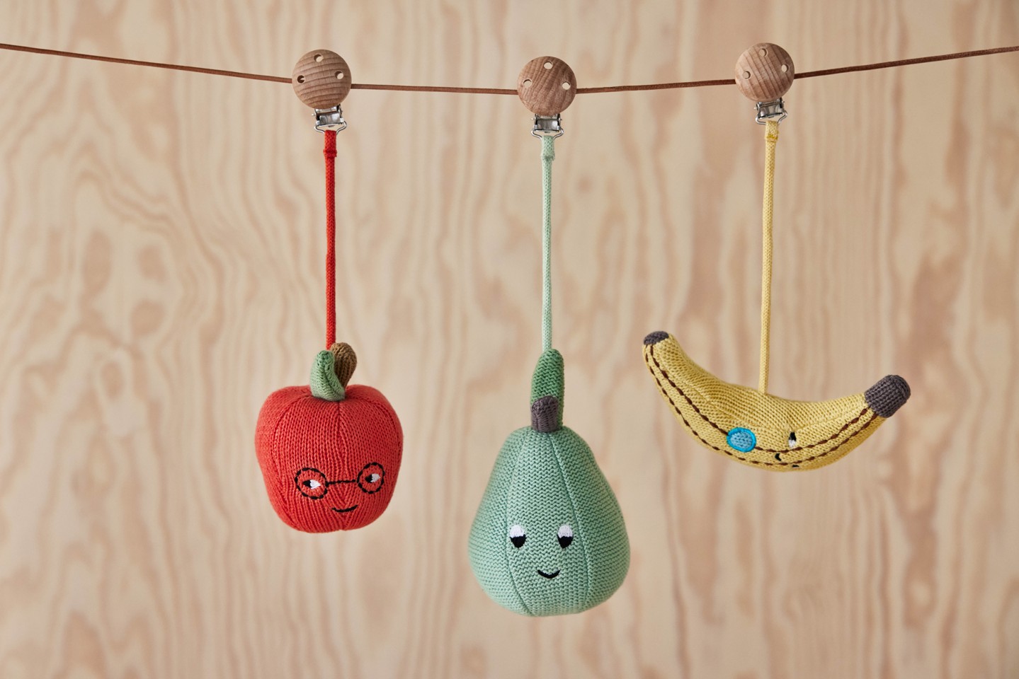 OYOY Mini - Yummy Æble Barnevogn Toy Clip - Rød