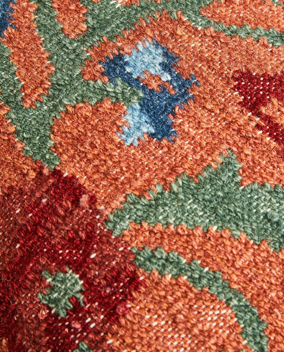 CAPA DE ALMOFADA COM ESTAMPA FLORAL