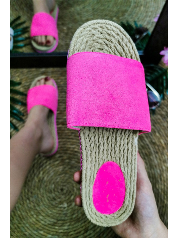 Nu-pieds Anna