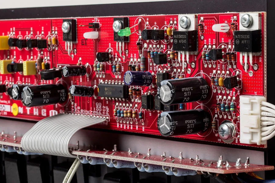Anthem MCA 225 v2 Amplis de puissance