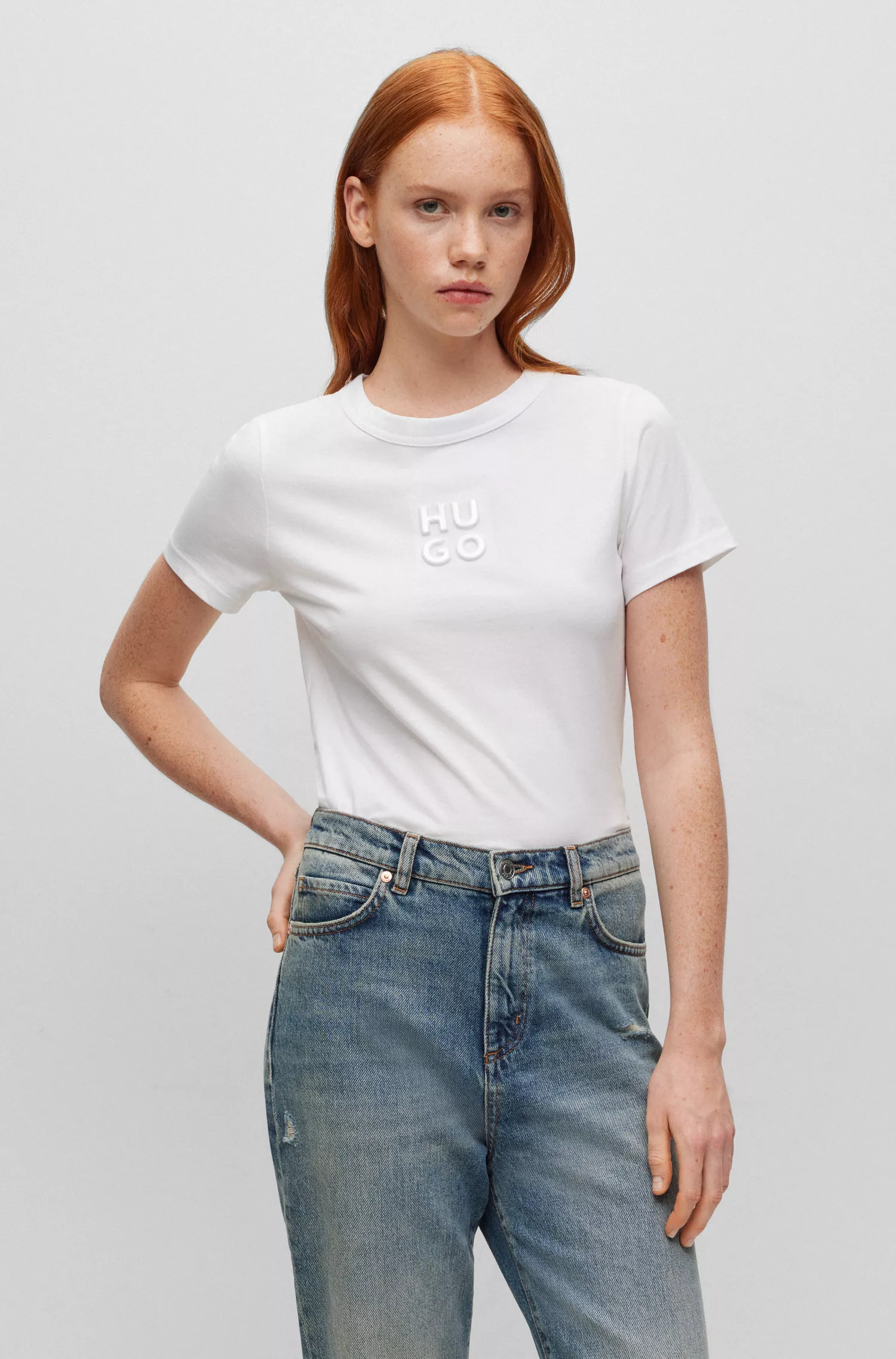 Camiseta HUGO de algodão vermelho com logotipo em relevo sobreposto