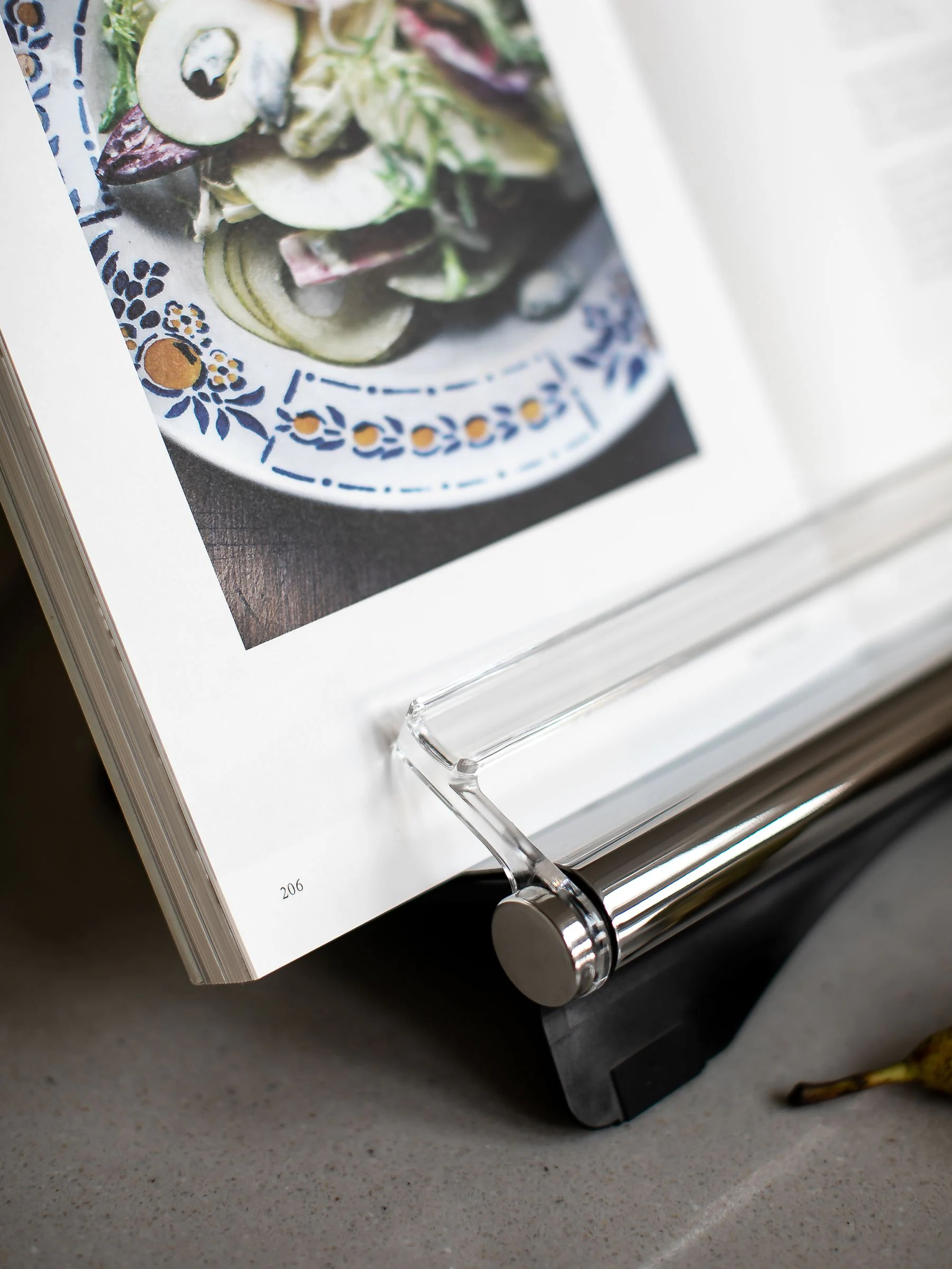 Robert Welch Signature Cook Book & Tablet Stand
