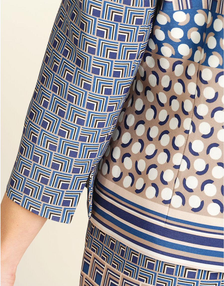 Veste bleue géométrique