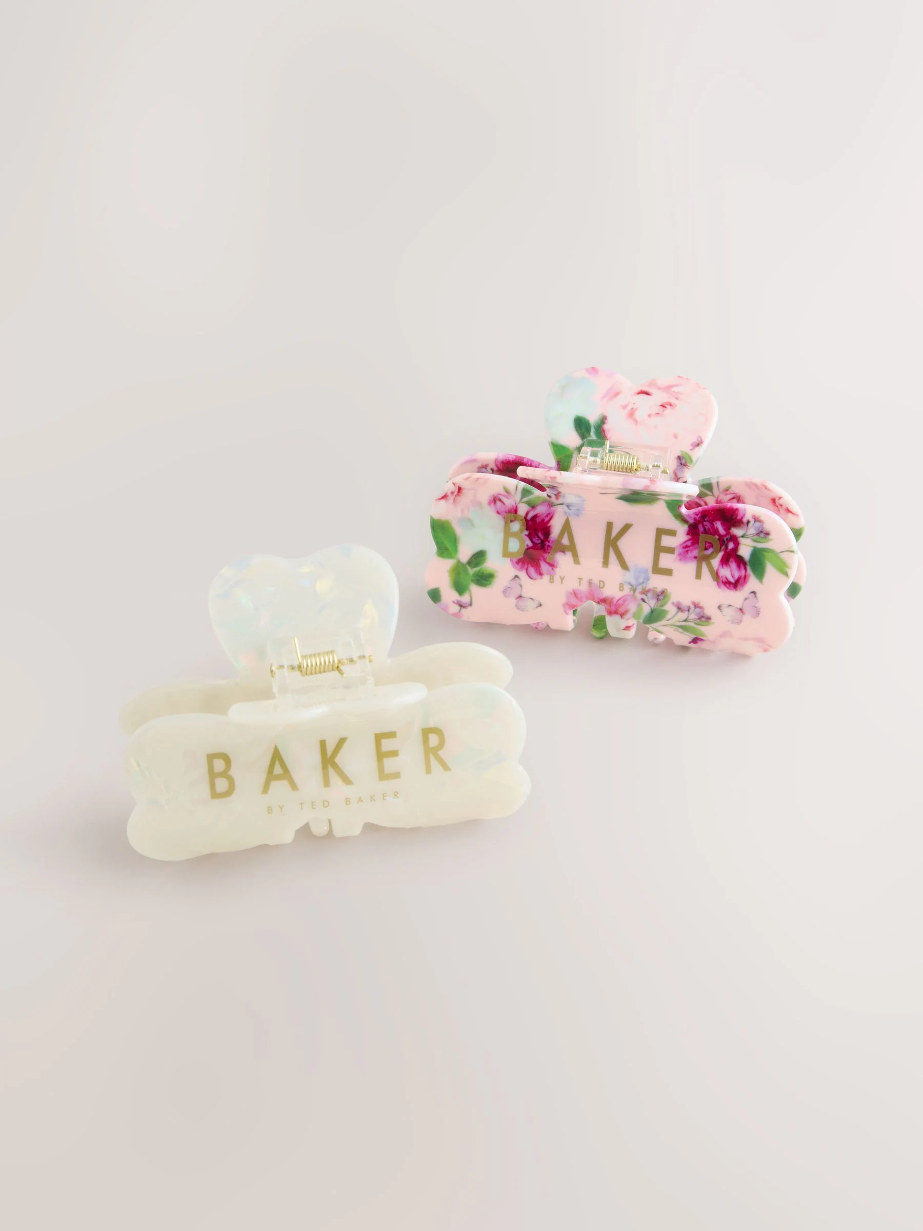 Baker By Ted Baker verpakking van 2 haarspelden met strik voor meisjes