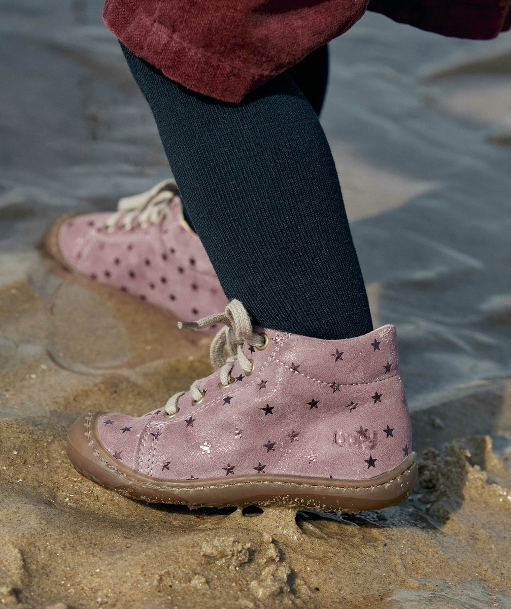BOPYBOTTINES PREMIER PAS BÉBÉ EN CUIR MAUVE AVEC ÉTOILES