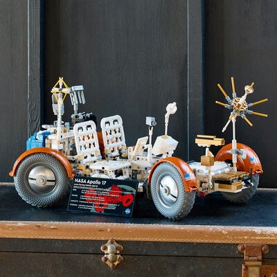 LEGO Technic 42182 NASA Apollo Lunar Roving Vehicle LRV