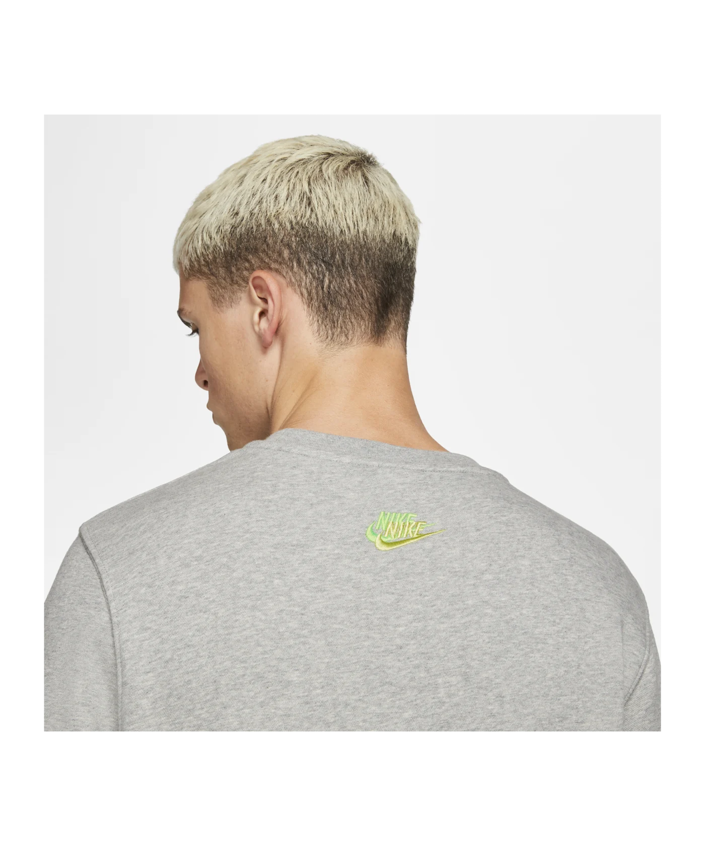 Nike Essential French Terry Crew Sweatshirt F063