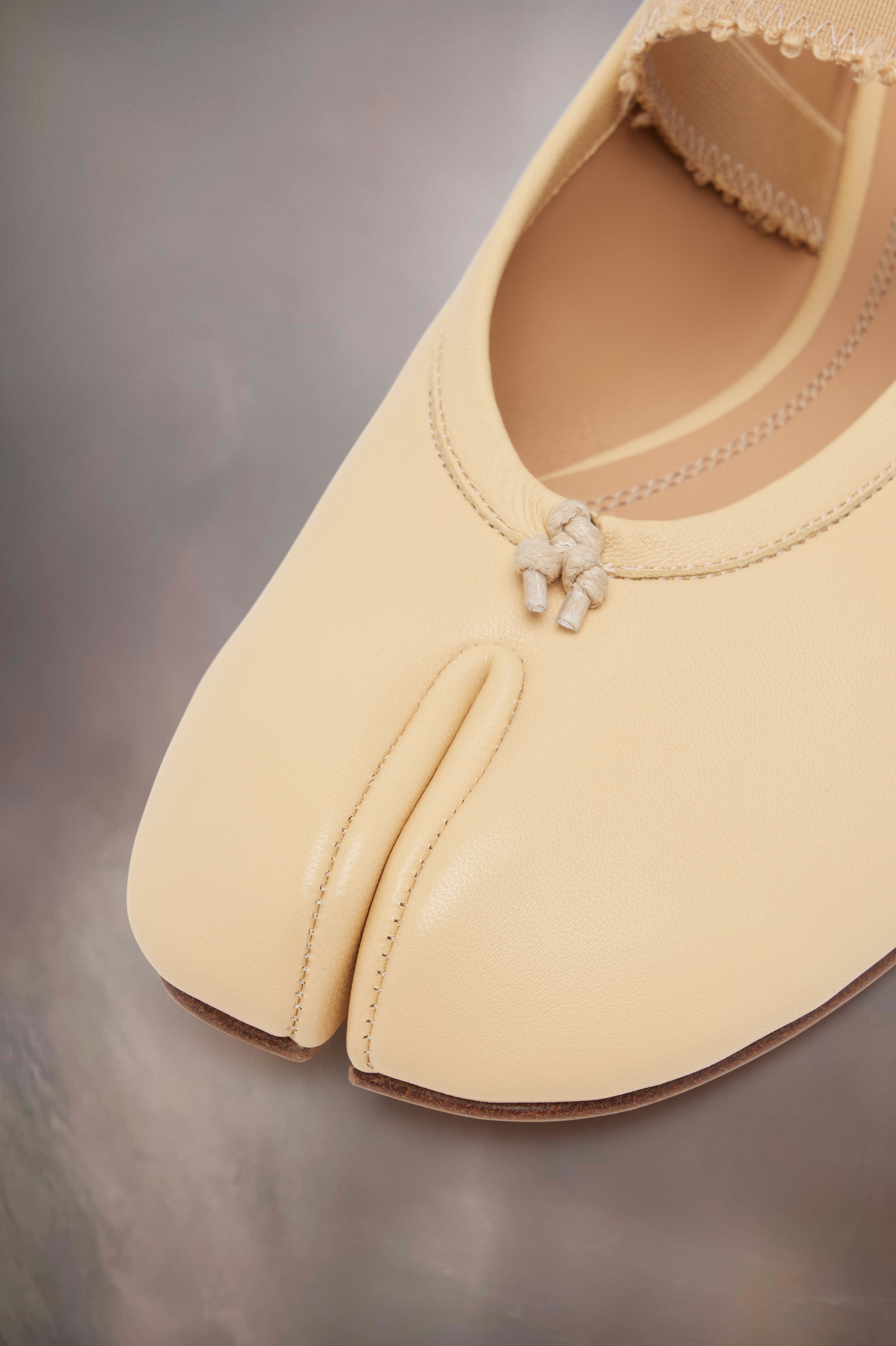 TABI BALLERINA FLAT ELASTIC BAND Nude