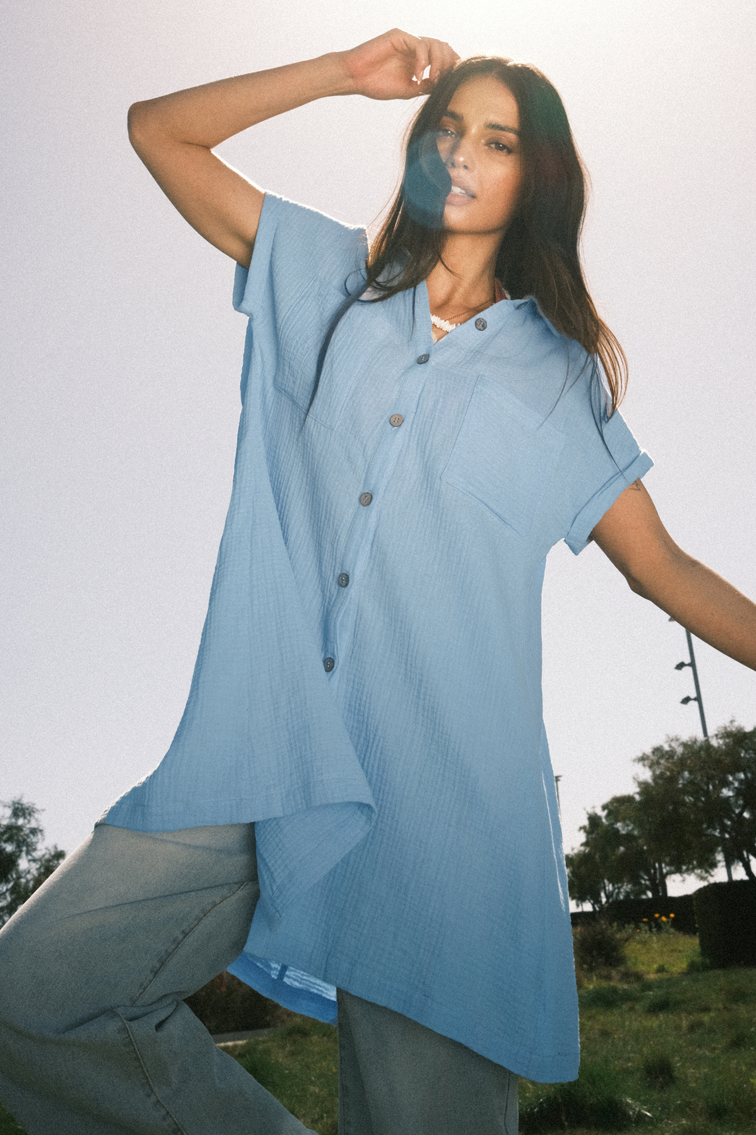 Robe à col chemise en pur coton avec poches et boutons