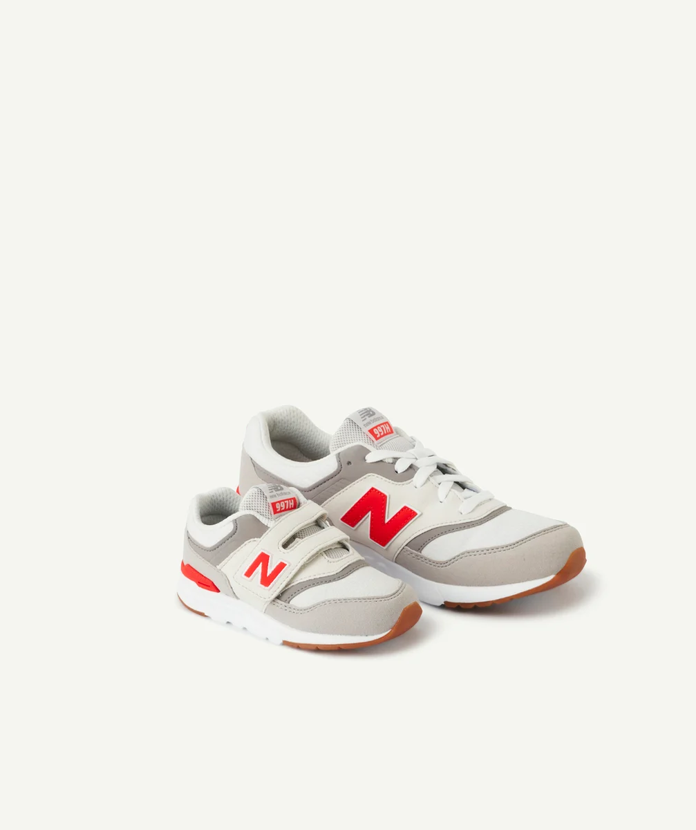 NEW BALANCELES BASKETS 997H GRISES ET ROUGES