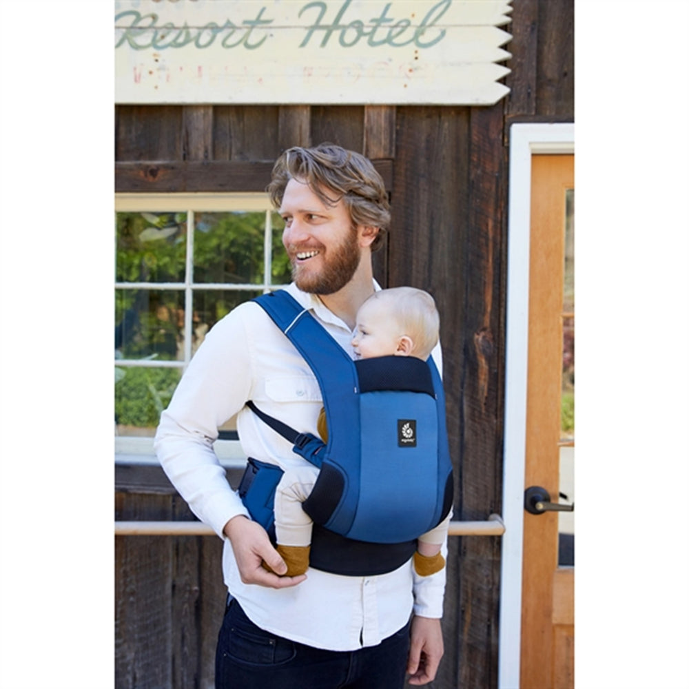 Away Bæresele Midnight Blue - Ergobaby