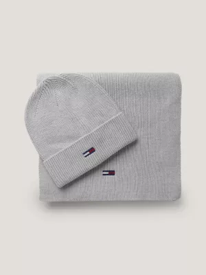 Conjunto de gorro e cachecol com estampa de bandeira