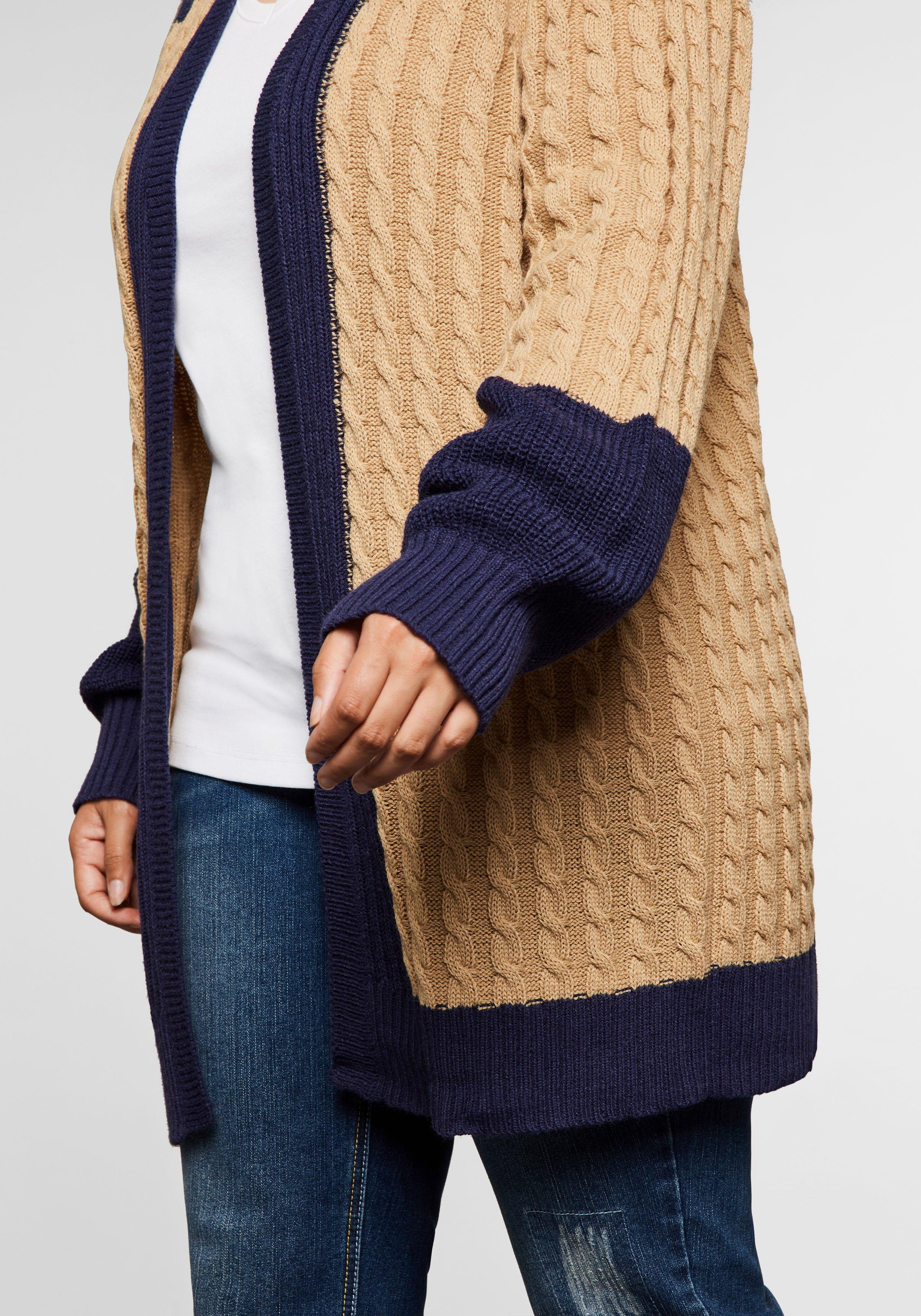 Strickjacke im Strukturmix, in offener Form