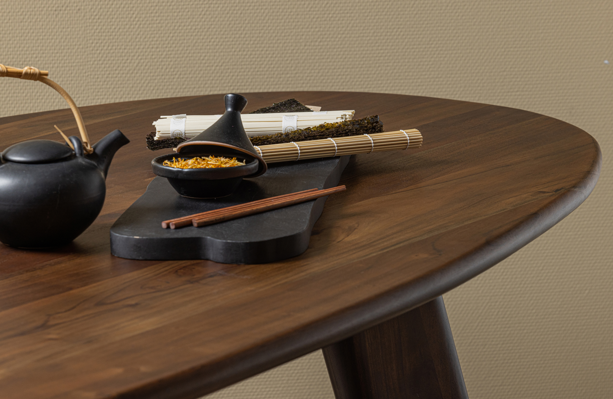 BePureHome eettafel Roundly 160x110