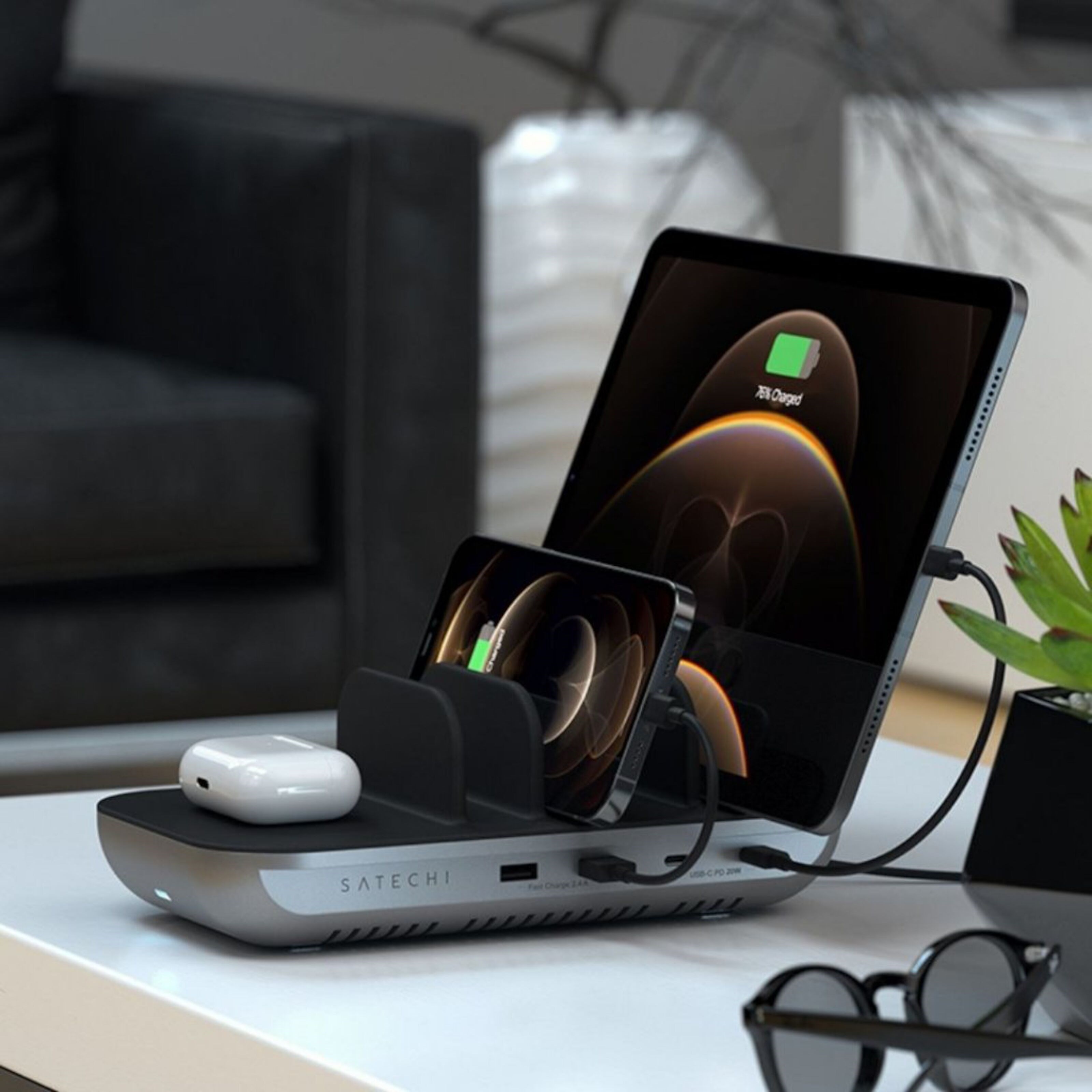 Satechi Dock5 USB-ladestasjon