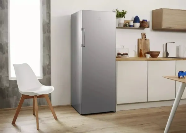 Indesit Køleskab INDESIT SI6 2 S EU