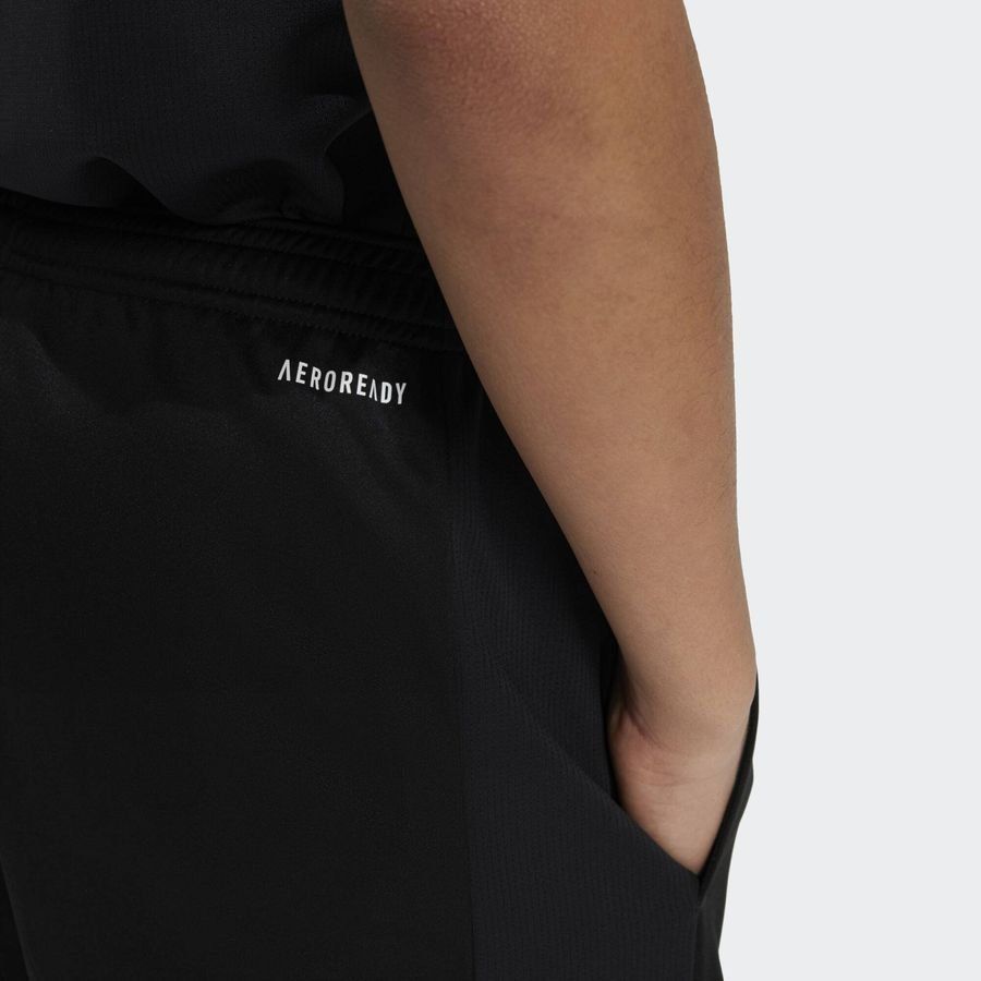 Adidas Short à logo coupe standard Train Essentials Enfants