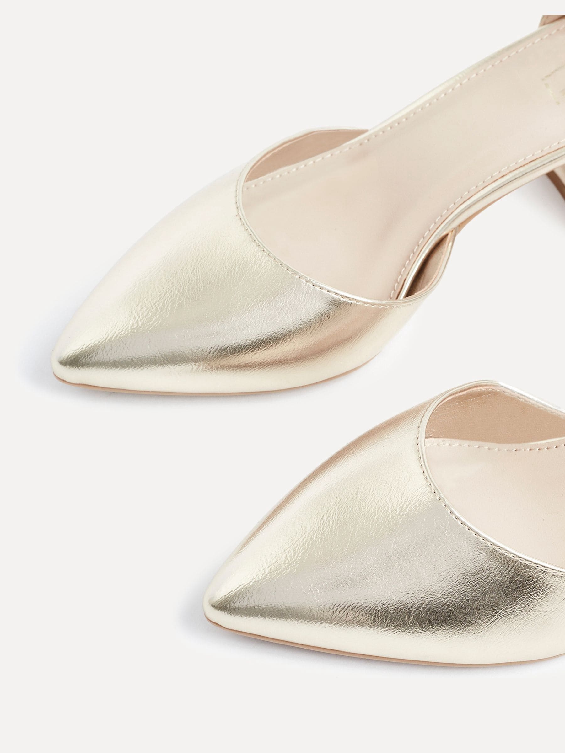 Goud - Linzi Davina pumps met blokhak en dichte hiel