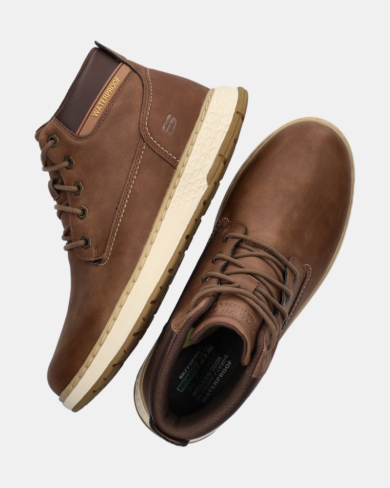Skechers Garlan Veterboots  - bruin