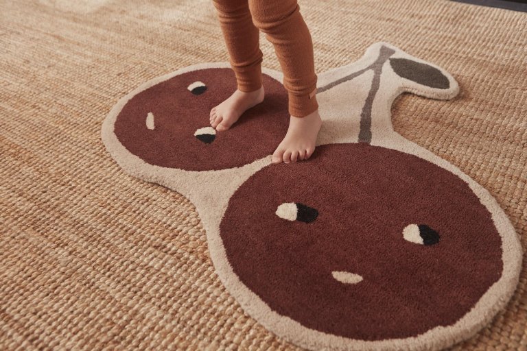 OYOY Cherry Kersen vloerkleed 86x76