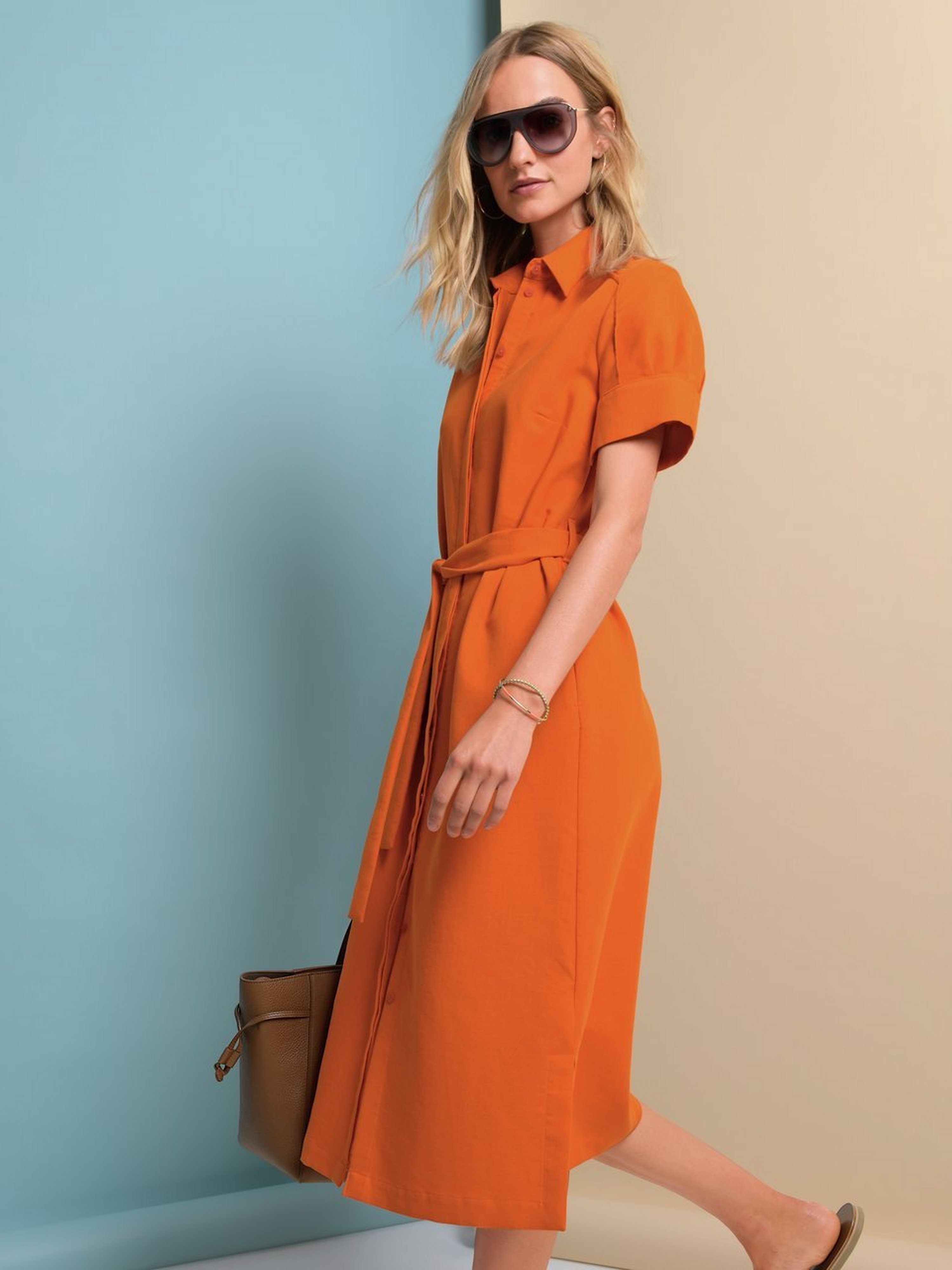 Kleid mit durchgehender Knopfleiste