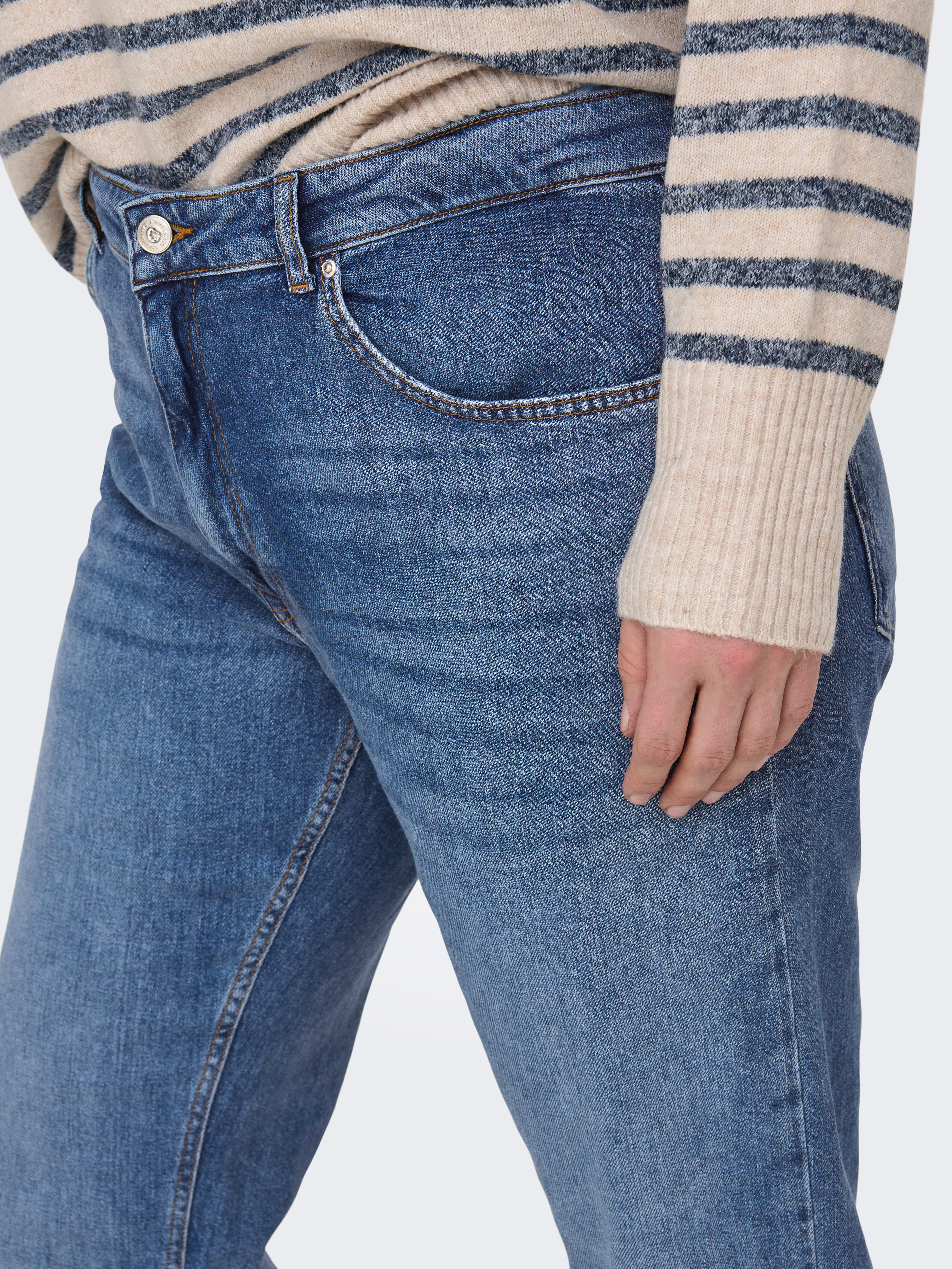 CAREVERLY Mittlere Taille Ausgestellt Jeans Medium Blue Denim